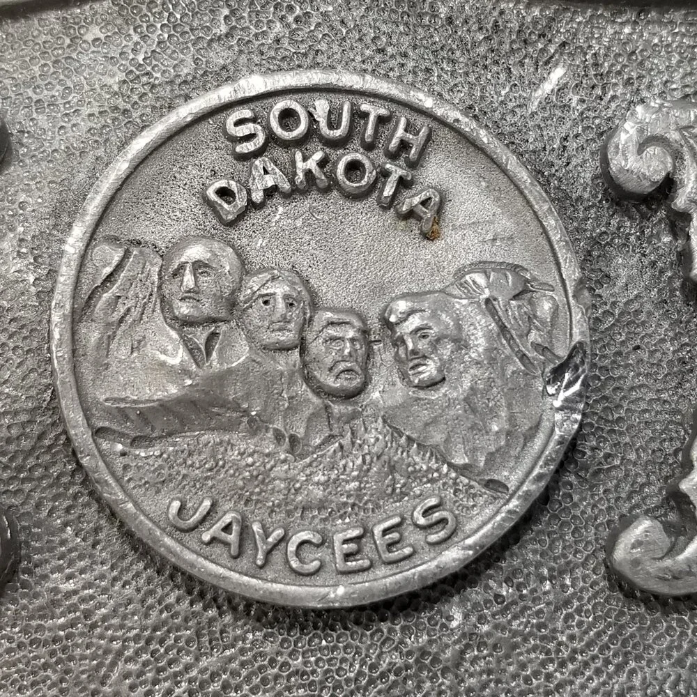 Vintage Belt Buckle South Dakota Jaycees Mt. Rushmore USA Made‎ Alpine Pewter